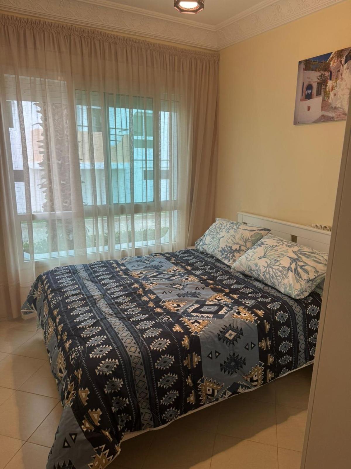 Joli Appartement Balneaire Avec Piscine Tânger Exterior foto